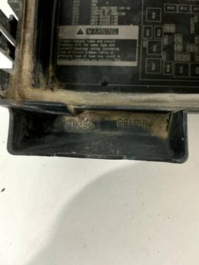 Pp-p25 Volvo 2004-2016 Vnl Fuse Box