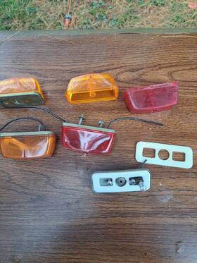 5000-1400-10 Weldon Lot Of 5 Amber And Red Marker Light 5000 Series 1 Wire 5000-1400-10 Weldon Lot Of 5 Amber And Red Marker Light 5000 Series 1 Wire