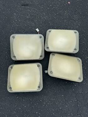 02-0283694-00c Whelen 900 Refl 2 Wire/3 Pos Amp Light With Gasket Lots Of 4 Pre-owned