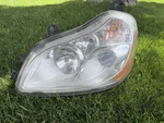 Oem T680 Kenworth Driver Side Headlight VIN-LJ307634. Fixed Price $100.00.