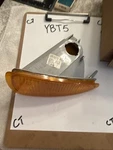 Oem Genuine Gm 5976572 Turn Signal / Parking Lamp Assembly - Nos. Fixed Price $9.11.