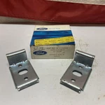 Nos Oem 1973-1977 Ford F500 Turn Signal Lamp Light Bracket D3TZ-13A328-A. Fixed Price $10.00.