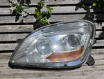 Peterbilt 579 2012-2021 Used Left Driver Side Headlight Headlamp. Fixed Price $525.00.