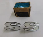 Nos Oem Chevrolet 1967 Camaro Ss Fender Emblems Ornaments Trim Pair Chevy. Fixed Price $79.00.
