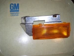 Nos Gm Guide 1992-1995 Oldsmobile 88 Right Parking Light Lamp Turn Signal Lens. Fixed Price $25.00.