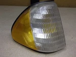 Ford A12P2P-86T0 Side Corner Marker Lamp Turn Signal Light Rh Right. Fixed Price $32.99.