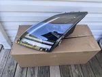 Genuine Oem Volvo 47411 Left Driver Side Headlight Assembly 78619542 Vnl / Vnr. Fixed Price $499.99.