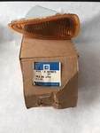Oem Genuine Gm 5976572 Turn Signal / Parking Lamp Assembly - Nos. Fixed Price $14.95.