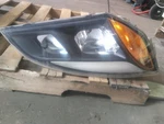 For 2022 Freightliner Cascadia 2018-2025 Headlight Right , Oh. Fixed Price $356.71.